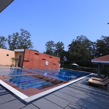 Aveo By Amatra, Gateway To Corbett Hotel Kashipur Exterior photo