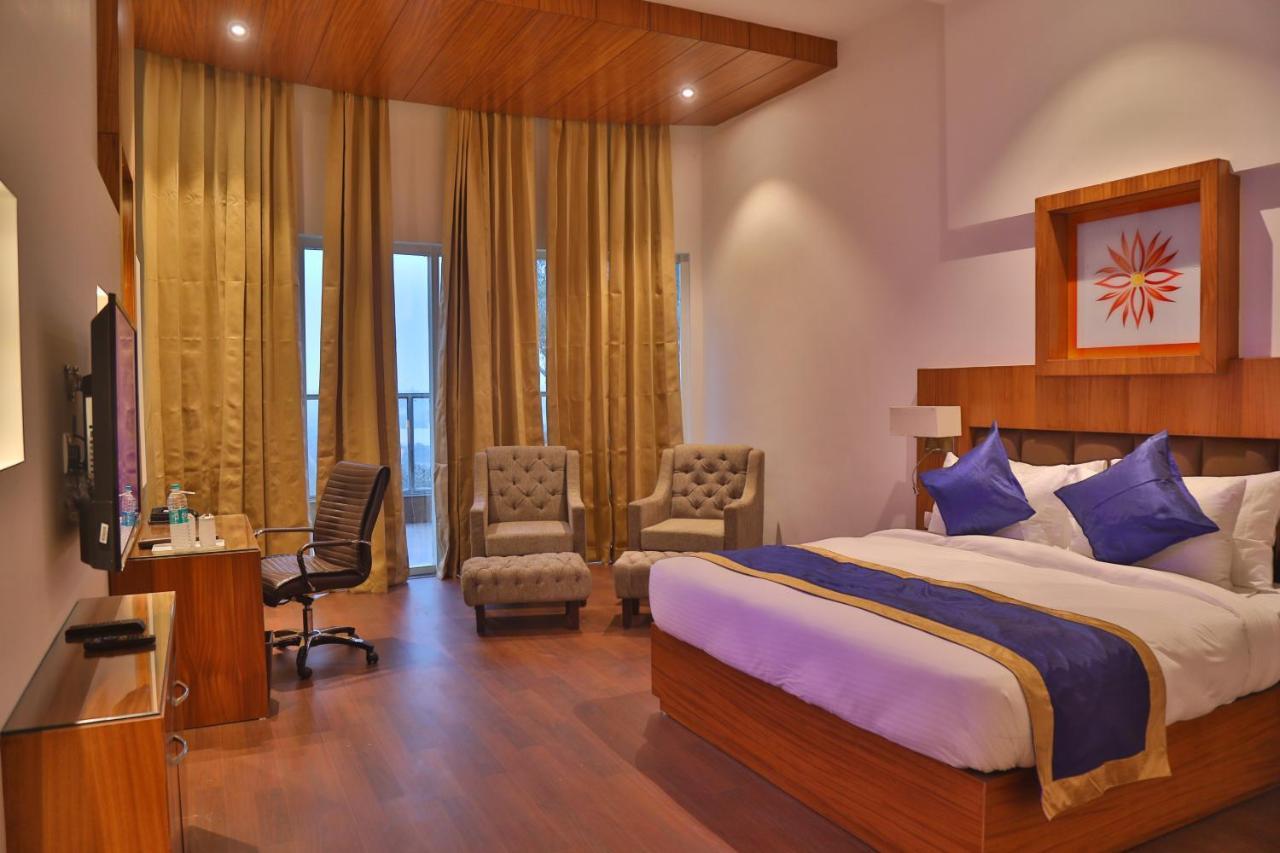 Aveo By Amatra, Gateway To Corbett Hotel Kashipur Exterior photo