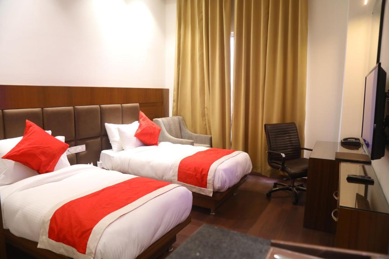 Aveo By Amatra, Gateway To Corbett Hotel Kashipur Exterior photo
