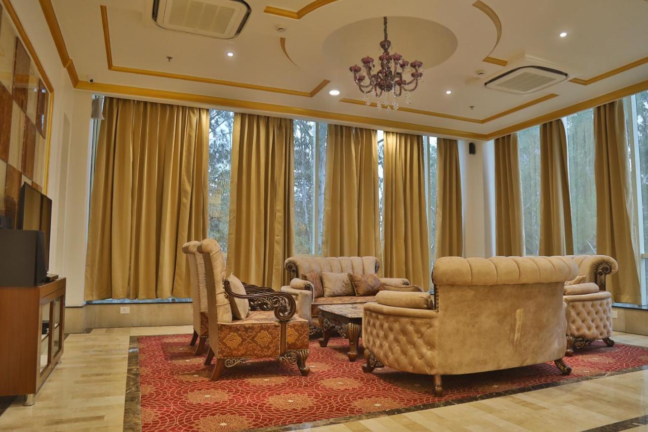 Aveo By Amatra, Gateway To Corbett Hotel Kashipur Exterior photo